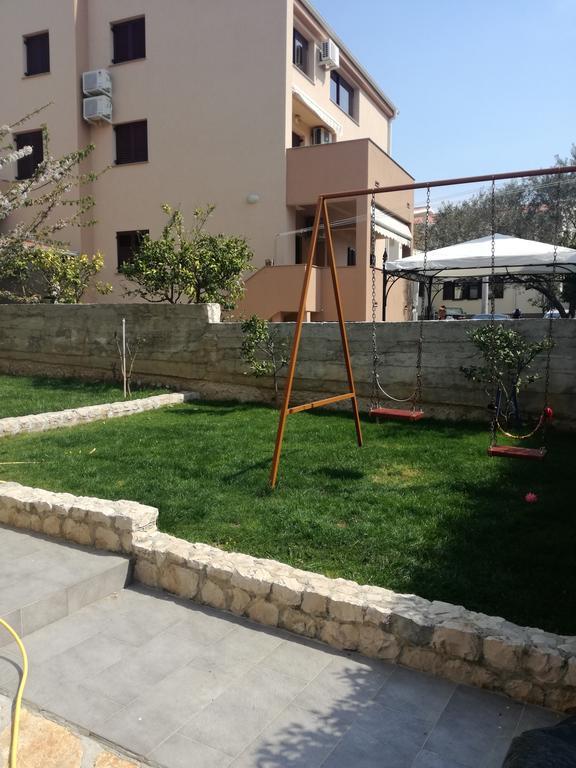 Apartments Lili Zadar Eksteriør billede