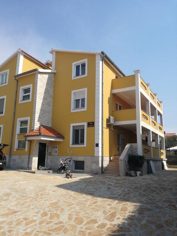 Apartments Lili Zadar Eksteriør billede