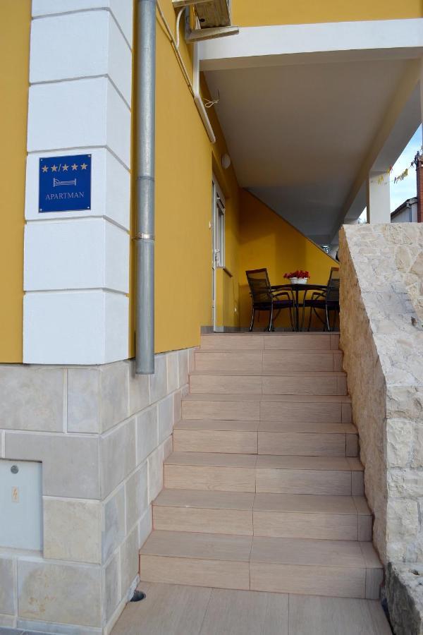 Apartments Lili Zadar Eksteriør billede